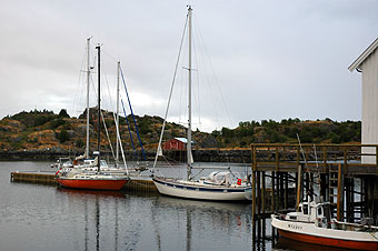 Stamsund: Gjestebrygga ved Skjrbrygga. Foto: Bent Svinnung