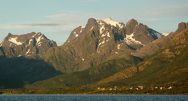 Mysalen, sett fra Sortlandsundet. Foto: Bent Svinnung